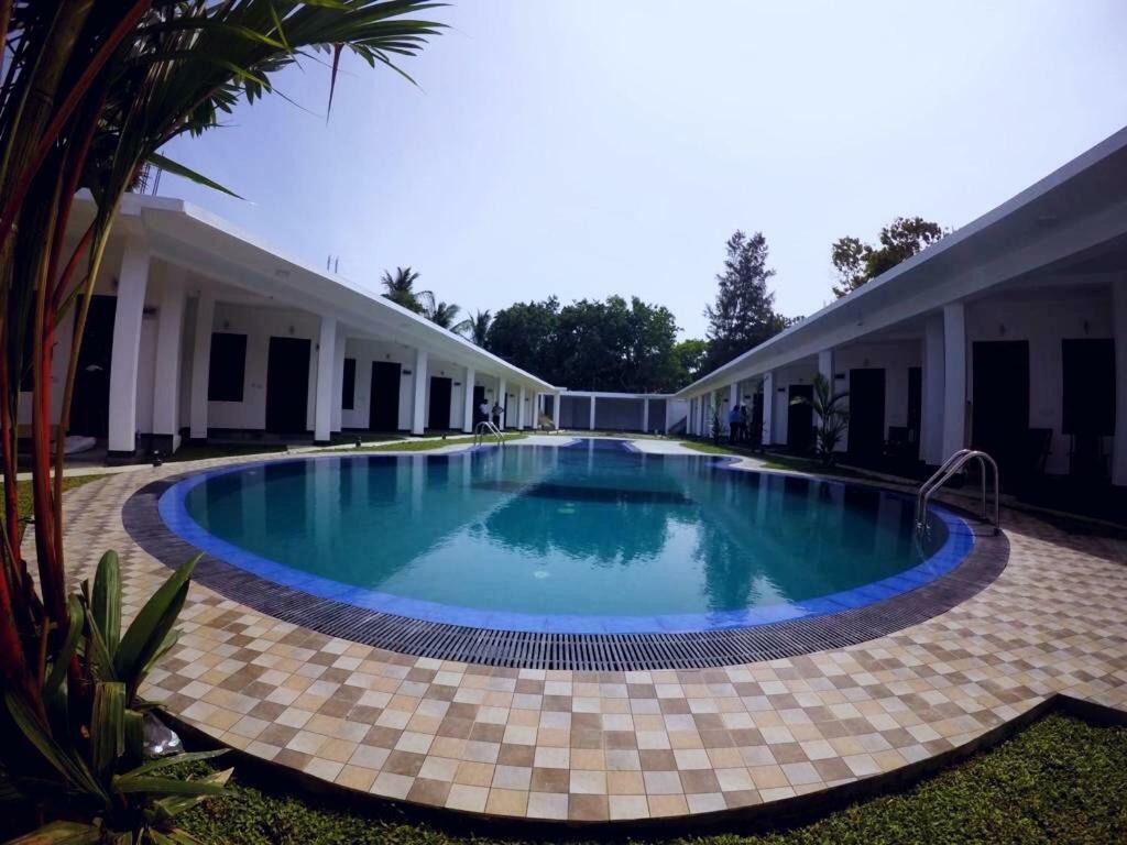 Hotel Guitar Bay Arugam Bay Exterior foto